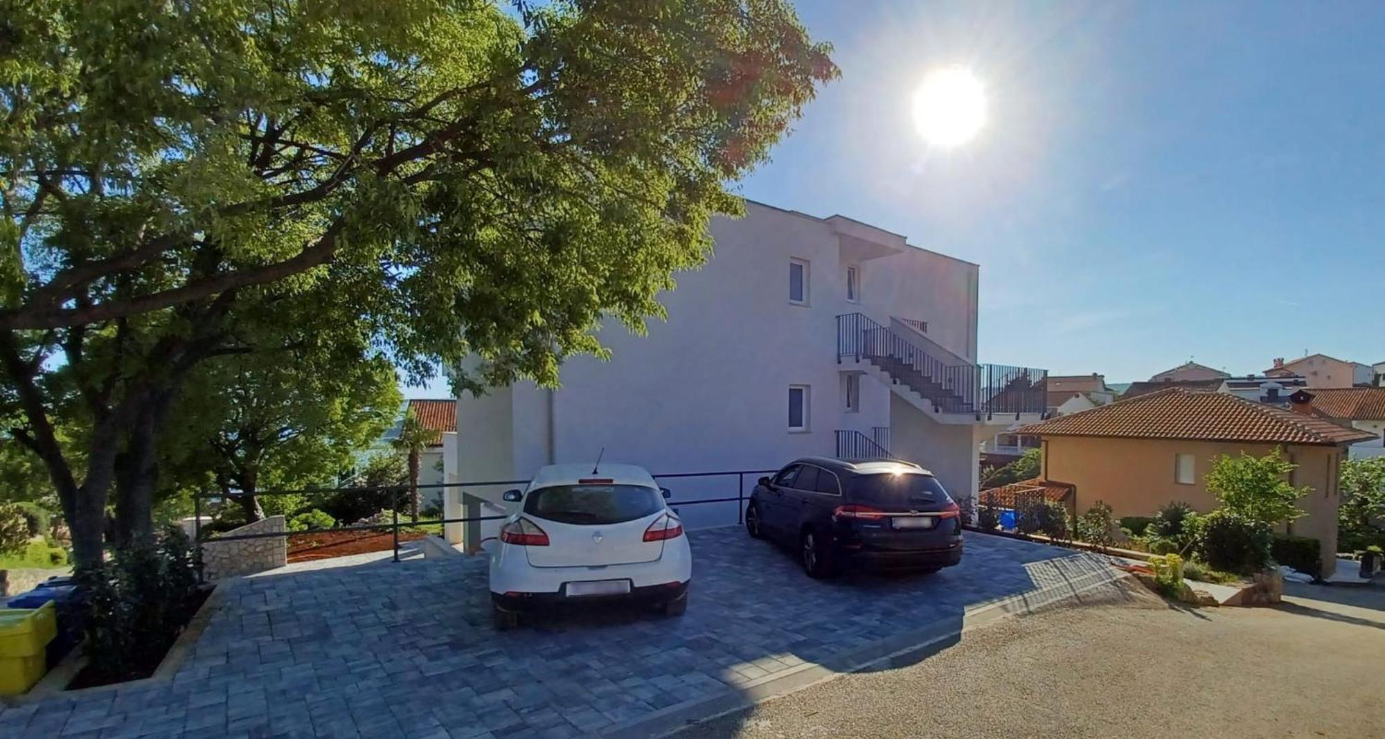 Sea View Apartments Ivana Крк Экстерьер фото