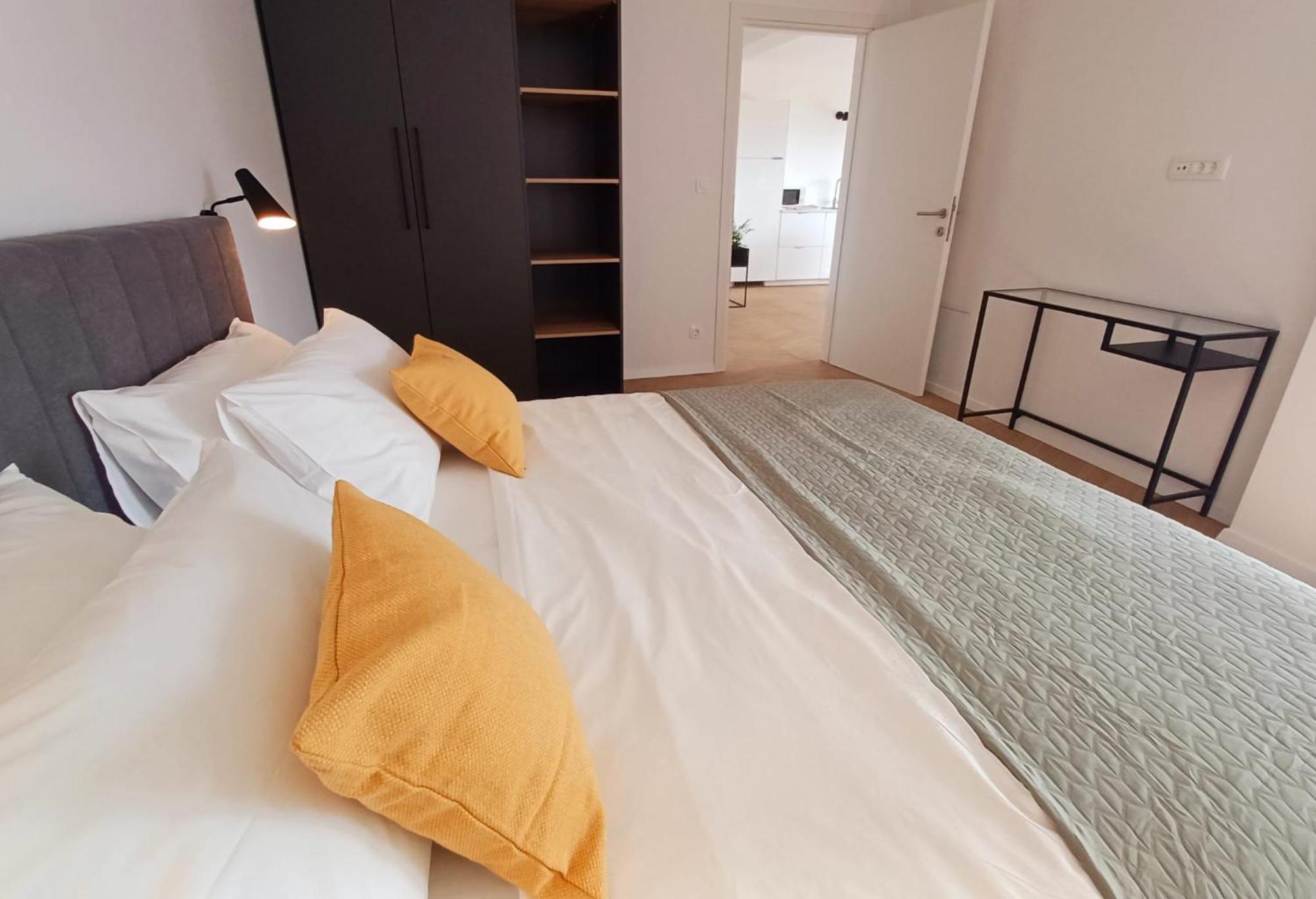 Sea View Apartments Ivana Крк Экстерьер фото